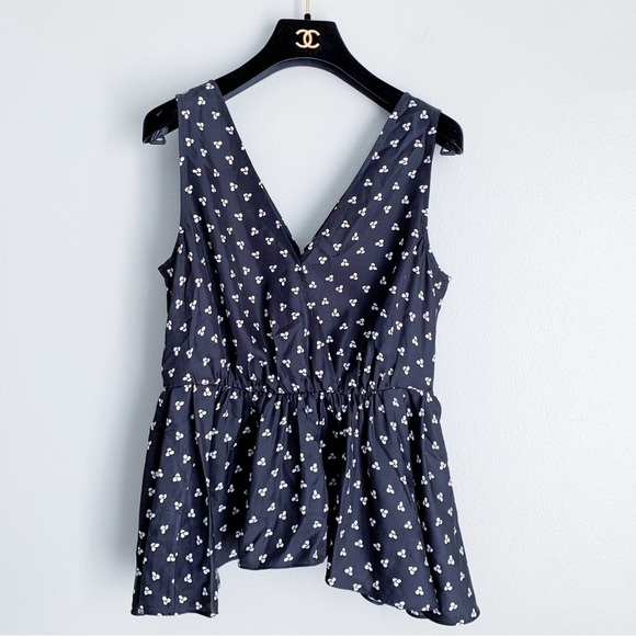 Lewit Tops - NWOT Lewit 100% silk shark bite ruffle v-neck blouse top black white size small